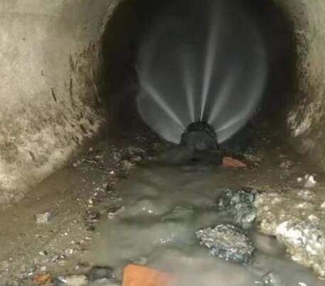 西乡塘市政管道清淤