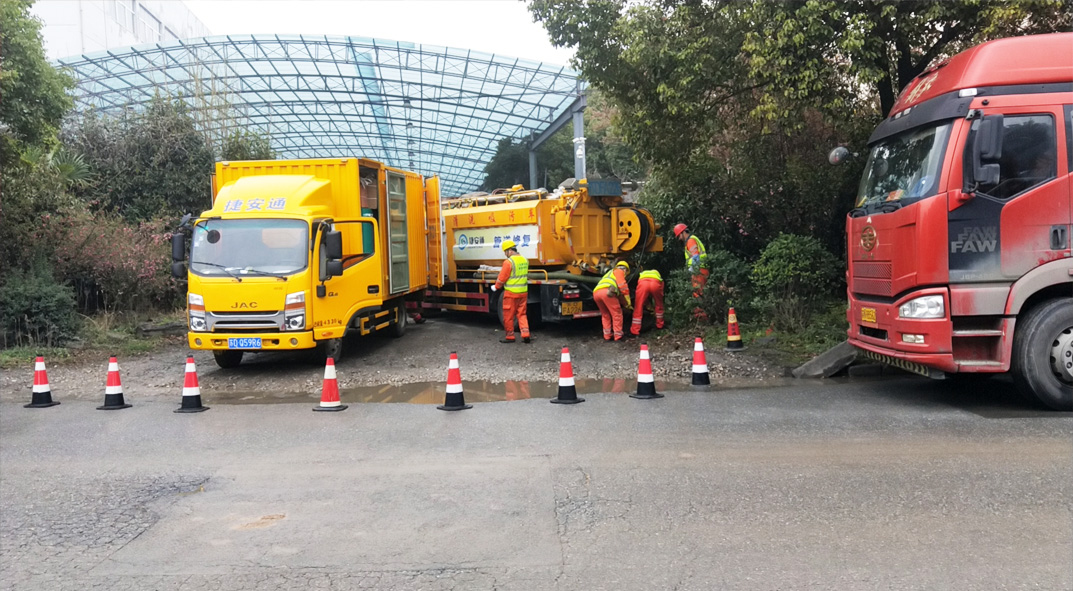 西乡塘成区雨污水管网“四位一体”检测疏通项目